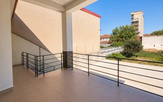 Casa individuala de 280 mp pentru birouri cu 7 parcari de inchiriat - Poză 15