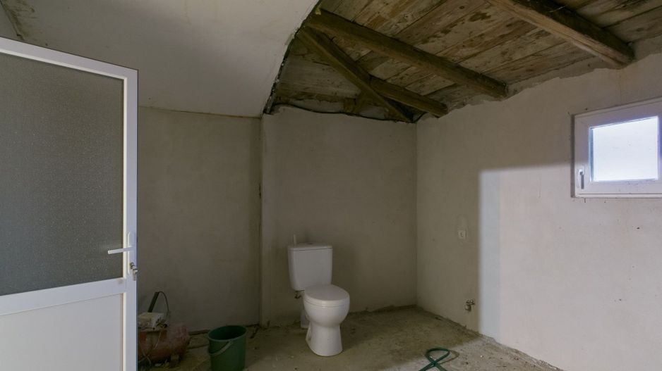 Oportunitate unică! Casă reabilitată parțial în Nitckidorf - Poză 24