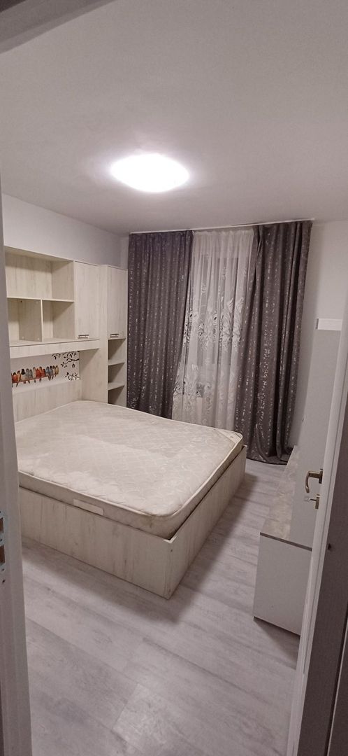 BRASADAS vinde ap 2 cam la etajul 3/4 în Carpați. - Poză 5