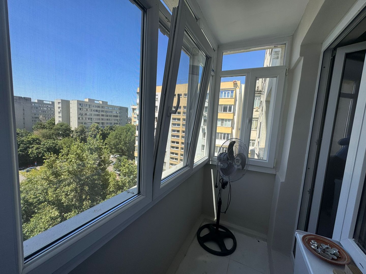 Apartament 3 camere Obor Renovat 8/10 - Poză 10