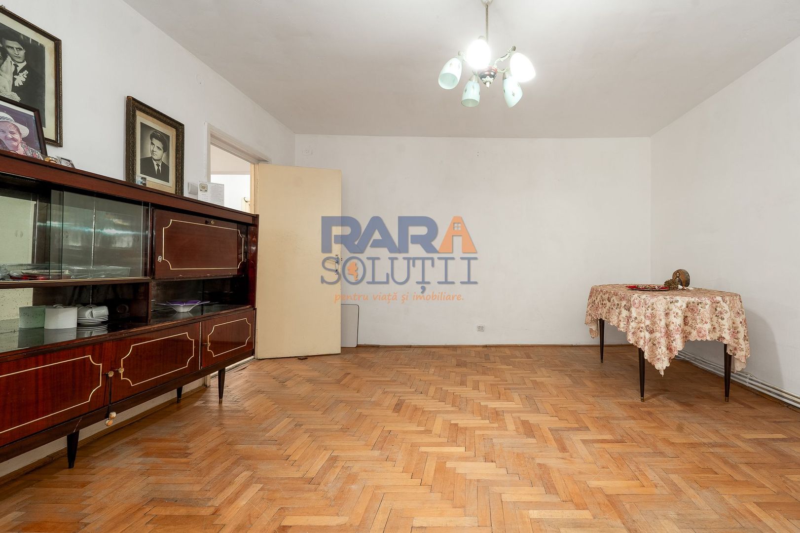 3 camere, etaj 1, lângă Primărie - Poză 8