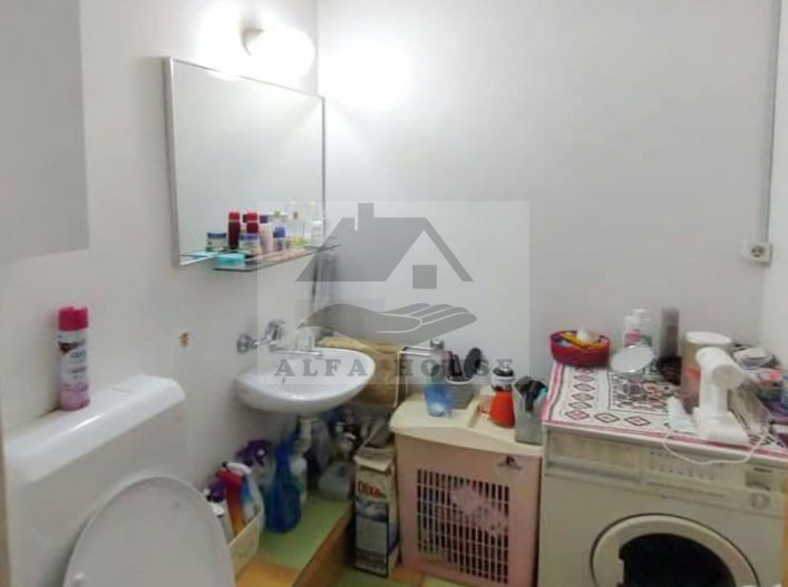 Apartament cu trei camere,  zona Racadau ,83 mp , etaj intermediar - Poză 8