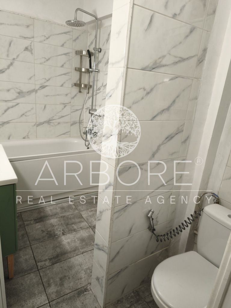 Apartament 3 camere Unirii, centrala proprie - Poză 8