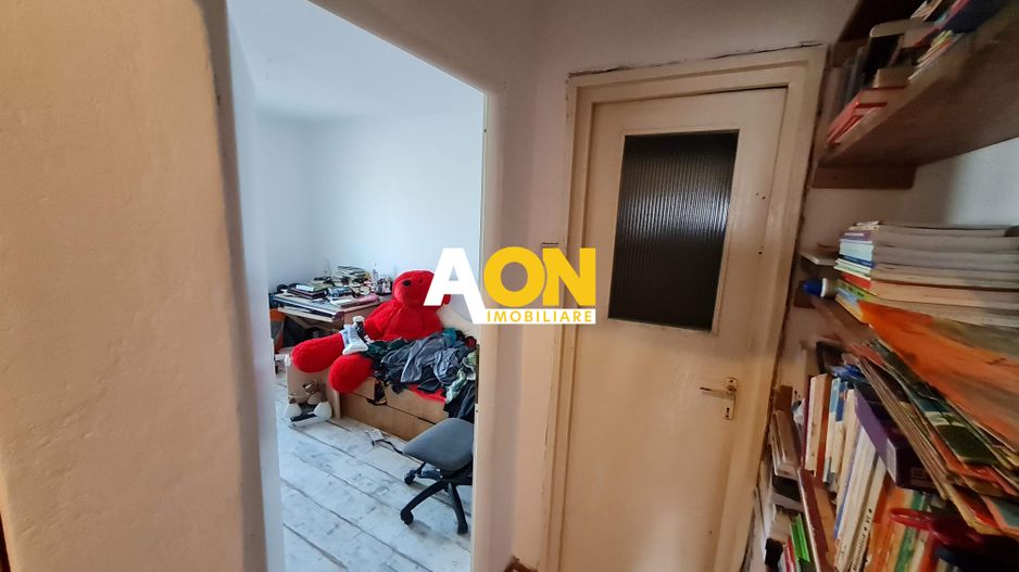 Apartament 4 Camere, 77 mp, Decomandat, Zona Cetate - Poză 9
