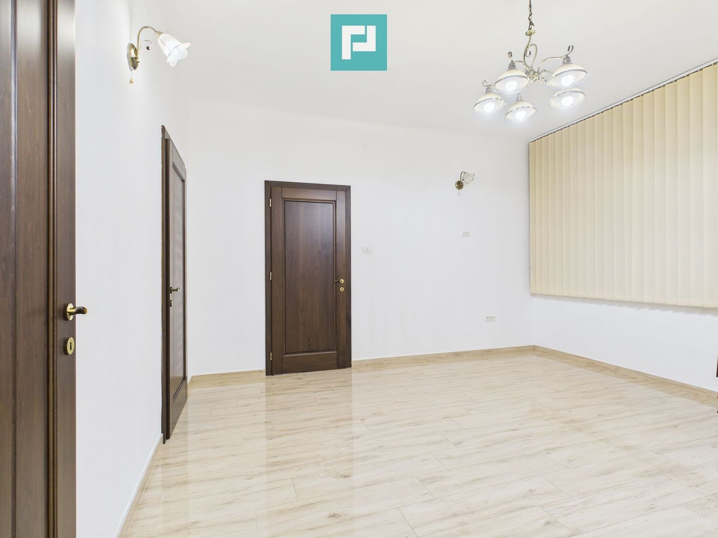 Apartament cu 3 camere ultracentral pe Str.Cloșca - Poză 4