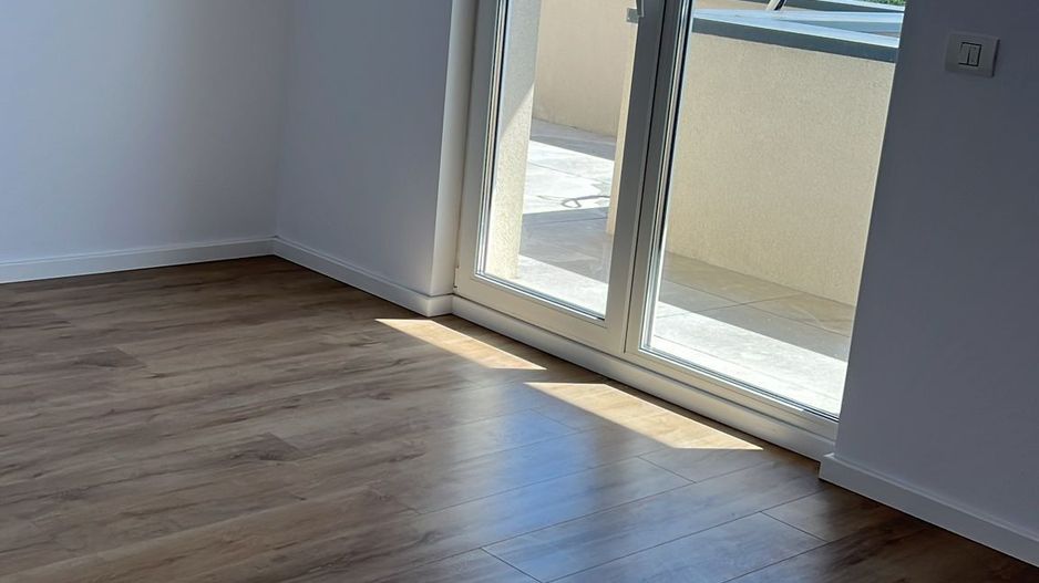 Dezvoltator | Penthouse cu terasa de 35 mp | Disponibil imediat - Poză 4