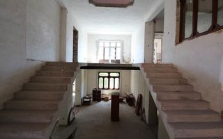 Spațiu de birouri de 1,200mp de vânzare în zona Central - Poză 4