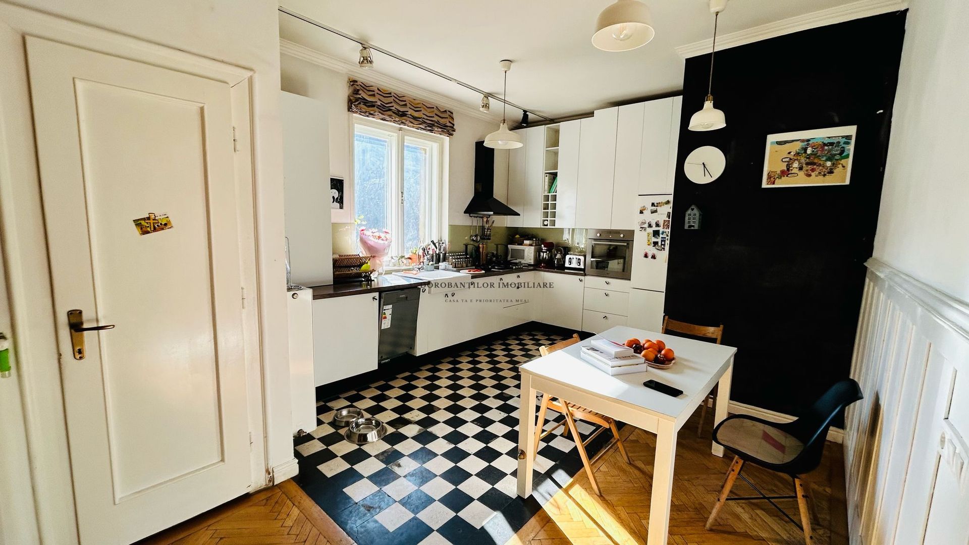 Apartament cu 3 camere de vanzare | zona strazii Horea | Semicentral - Poză 4