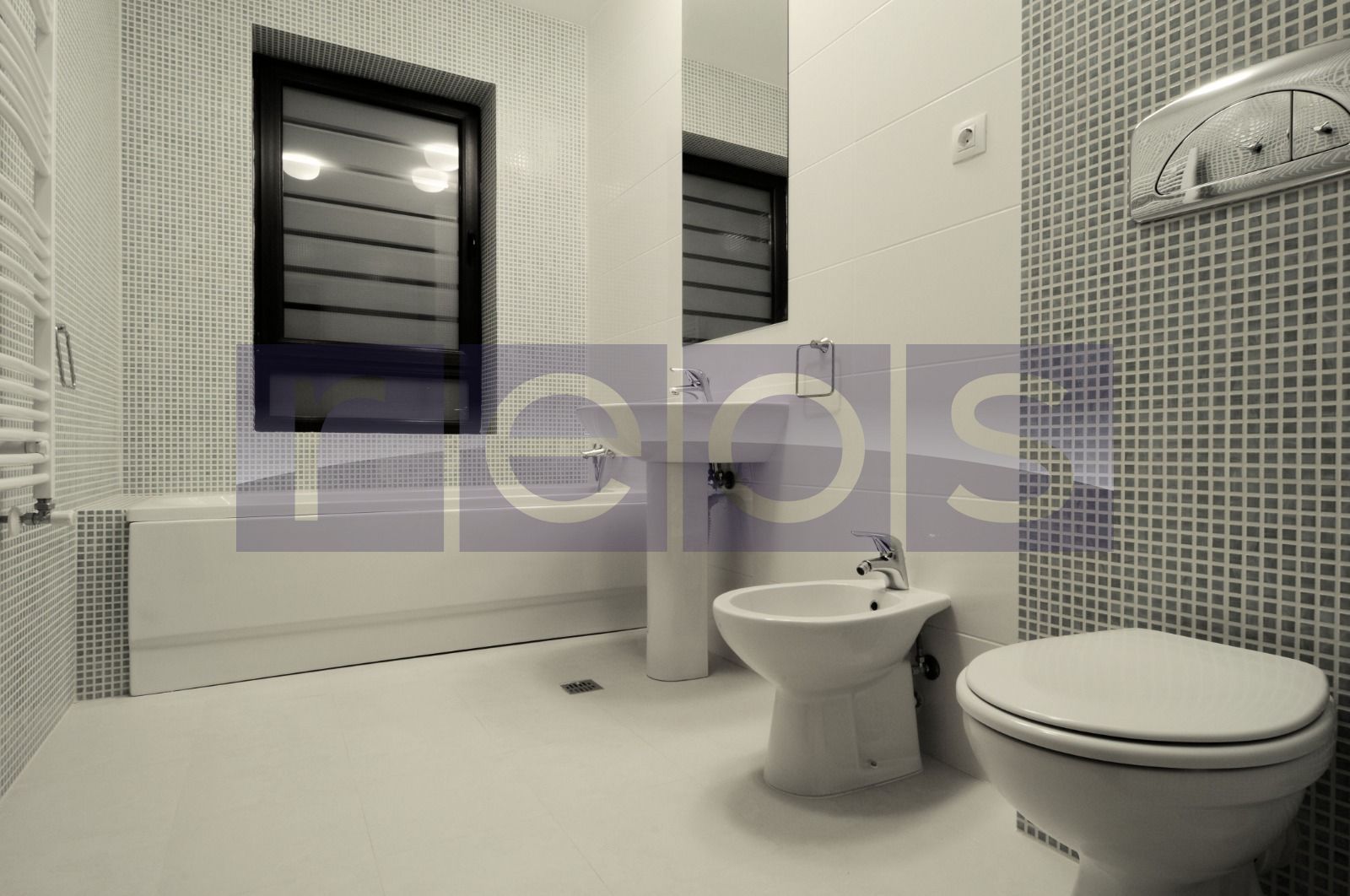 VANZARE APARTAMENT DEOSEBIT 140MP | 4CAMERE | MOBILAT-UTILAT | PARCARE - Poză 10