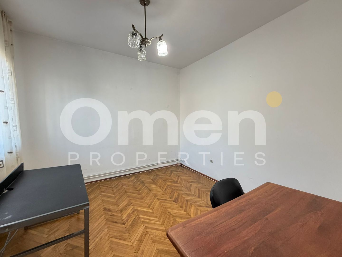 Casa individuala cu curte disponibila pentru vanzare, situata in zona centrala - Poză 15