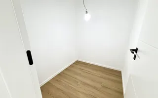 Apartament cu 4 camere pe 2 nivele in Giroc - Poză 11