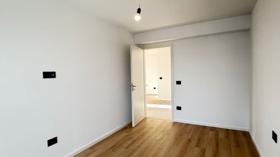 Kasper vânzare apartament de lux 2 camere nelocuit vedere libera spre Tâmpa - Poză 7