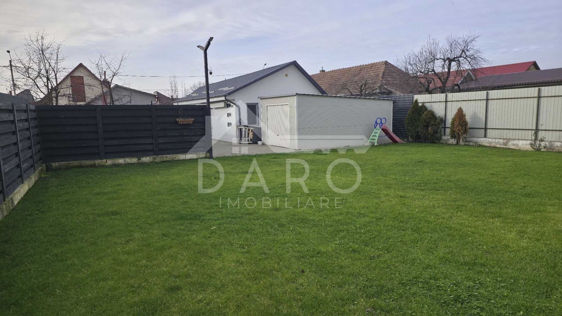 Casă de închiriat cartierul Unirii – complet mobilată și utilată - Poză 8