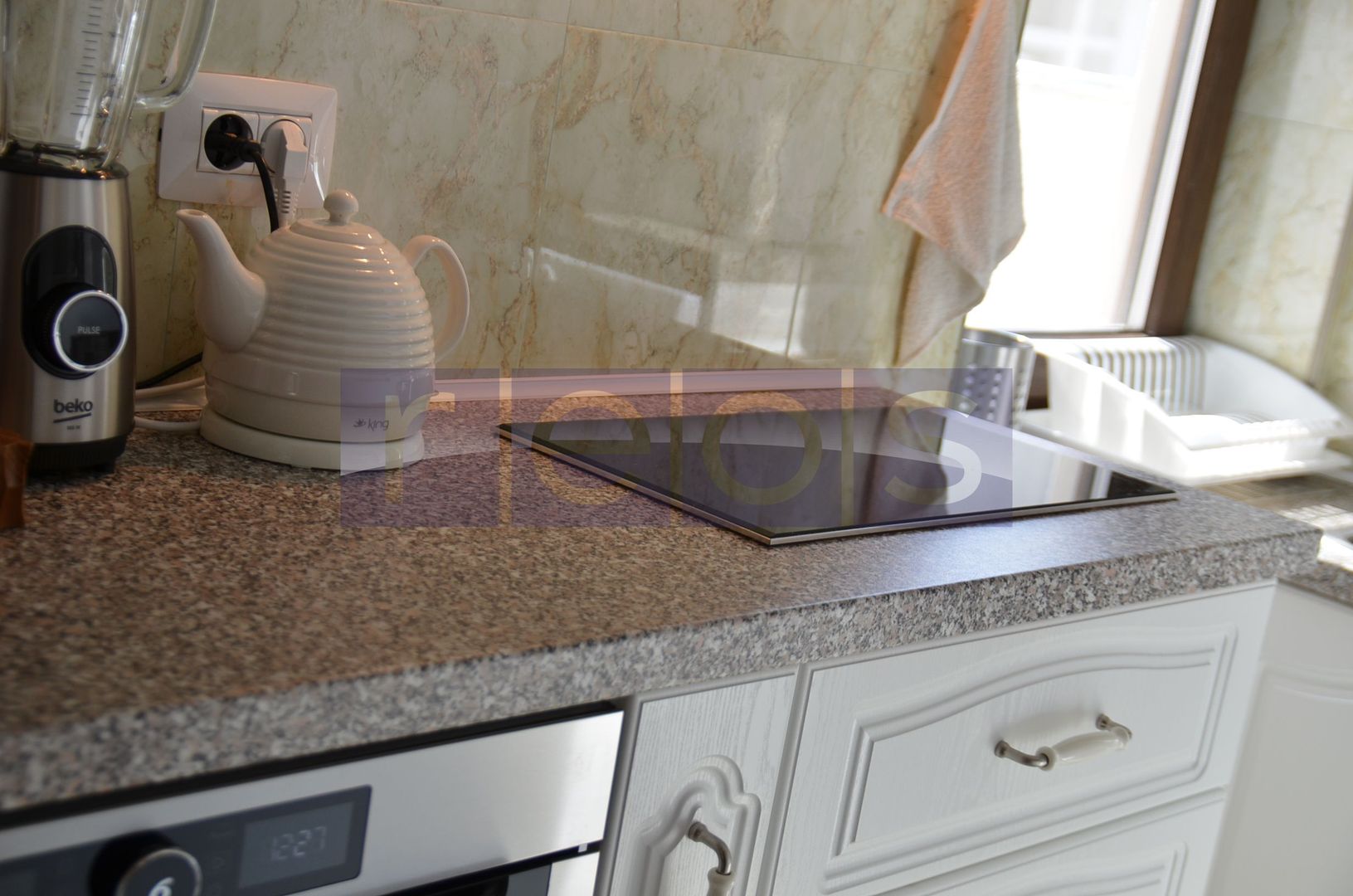 Studio | CAPITALE - Poză 9