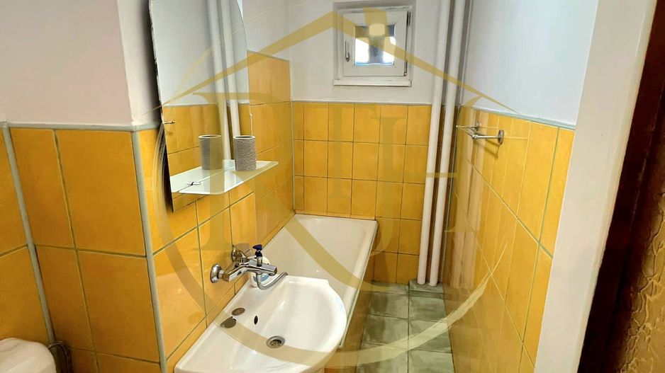 Inchiriez apartament cu 3 camere zona Olimpia , 380 euro/luna. - Poză 19