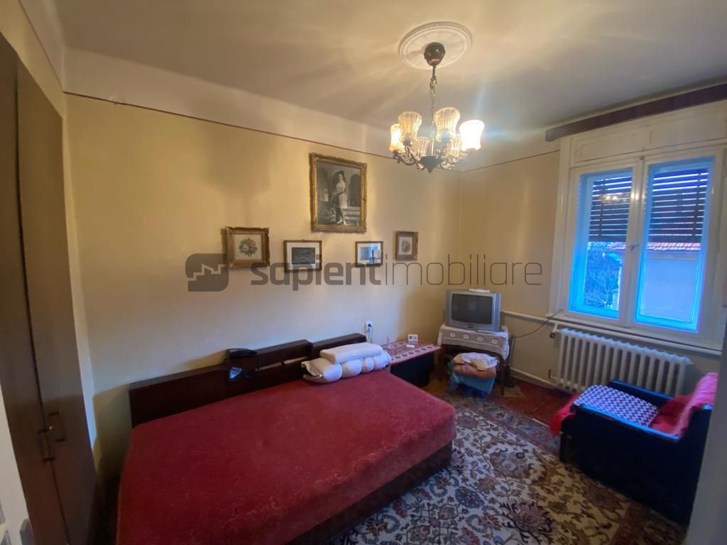 Apartament la casa situat in zona centrala - Poză 5