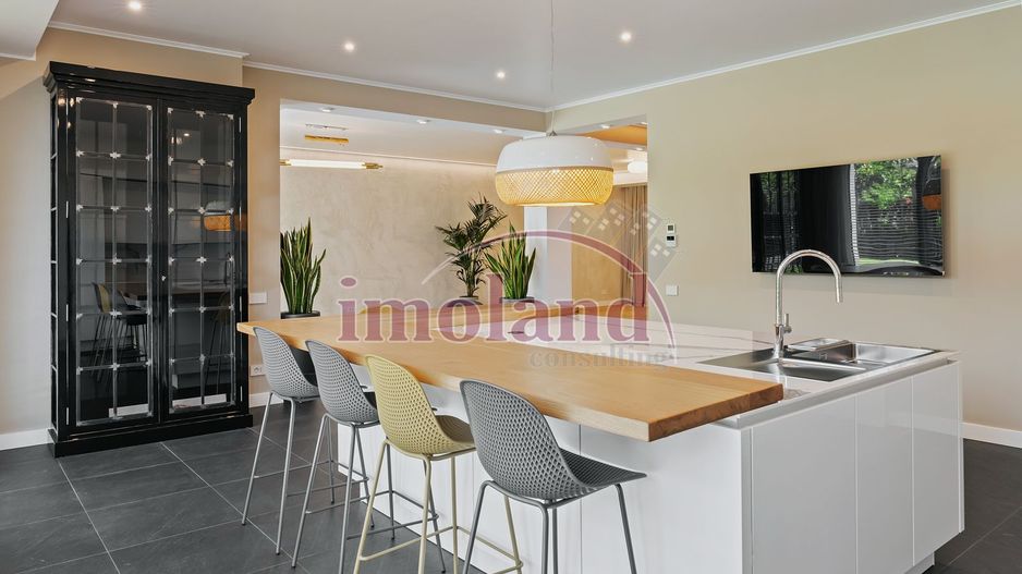 Vanzare - vila ultramoderna - vedere Padurea Baneasa - Iancu Nicolae - Poză 5