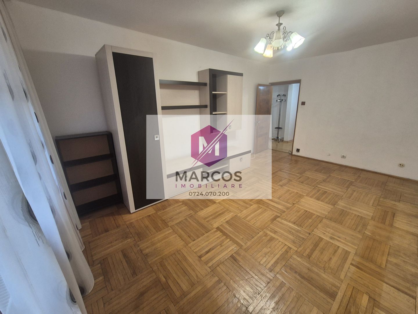 Vand apartament 2 camere Lunca-Moroasa - Poză 1