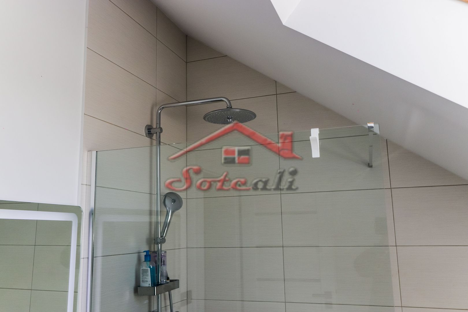 VILĂ MODERNĂ DE LUX CU PISCINĂ, FOTOVOLTAICE ȘI FOIȘOR – BREAZA - Poză 52