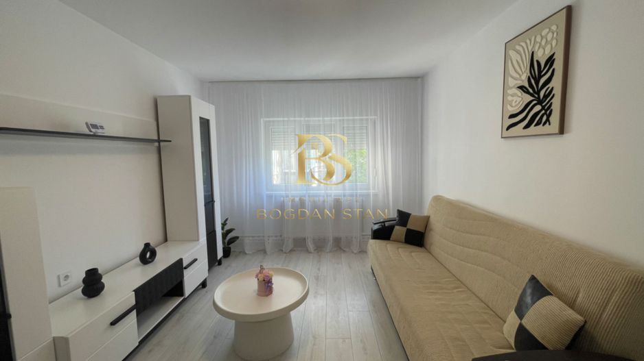 Apartament 3 camere de închiriat | Etajul 2 | Zona Micro 17 - Poză 3