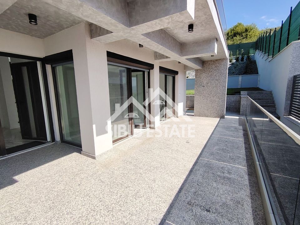 Casa noua 4 camere, garaj, pivnita Sibiu, Sura Mare - Poză 18