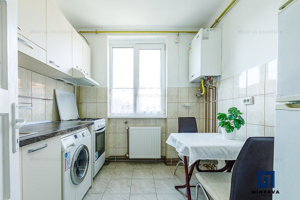 Bd CD LOGA Închiriere Apartament 2 camere decomandat, mobilat utilat, 340 euro - Poză 10