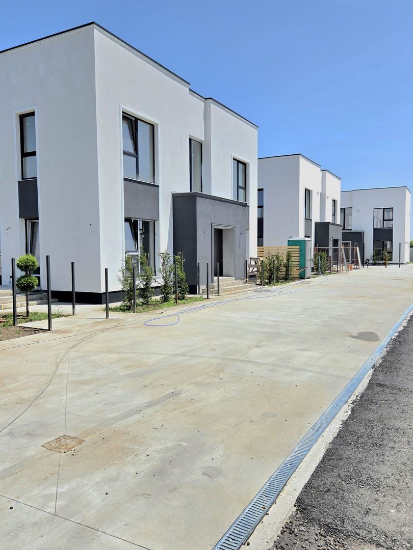 Otopeni - Zona Ferme, vila P+1, 5 camere,  4 dormitoare, 3 bai,  COMISION 0% - Poză 3
