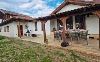 Casa cu 5 camere, 868 mp teren, ideala pt. 2 familii, zona Valea Popii - Poză 2