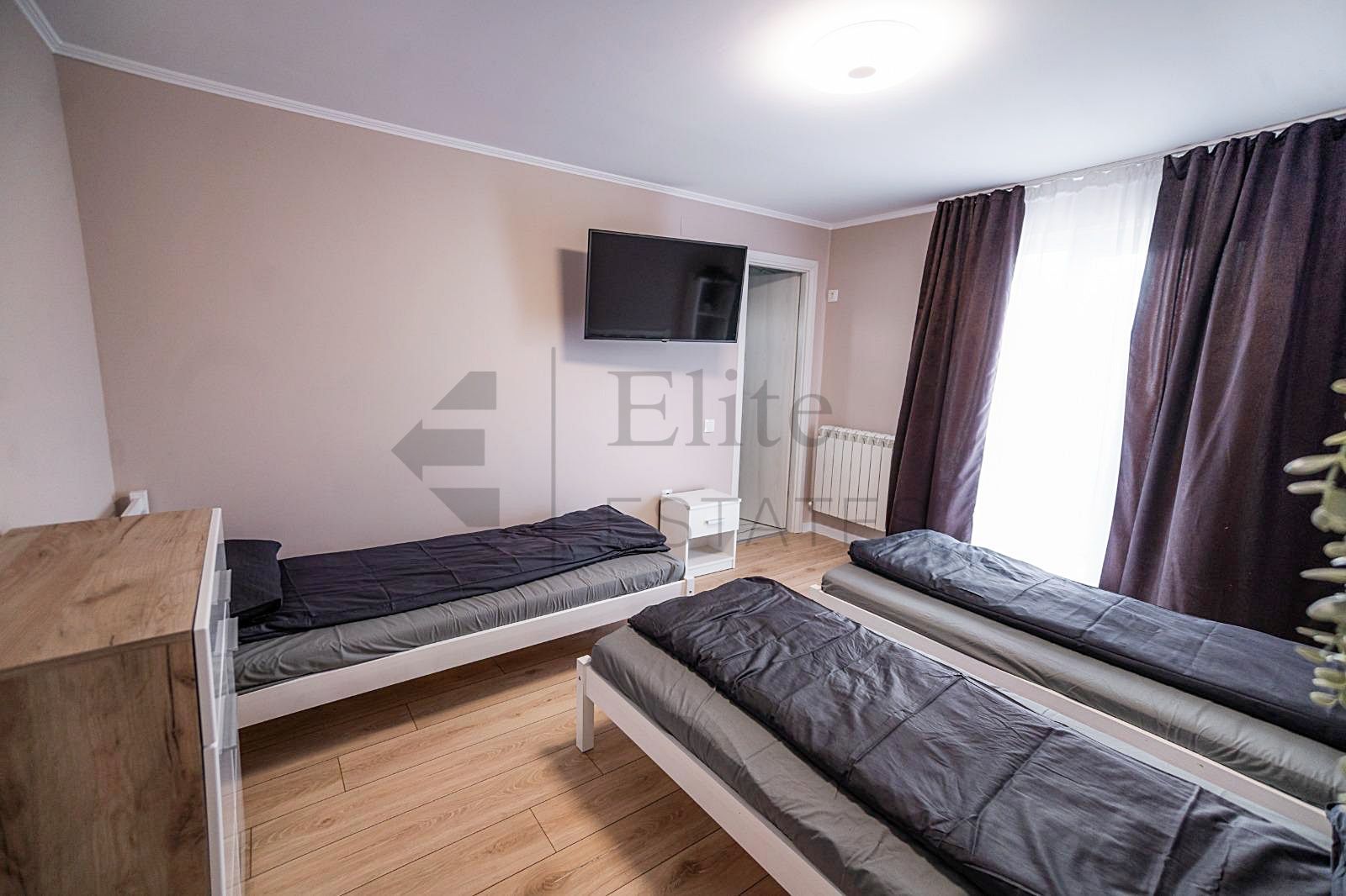 Casa / Pensiune de inchiriat in Baile 1 Mai din Bior - Poză 18