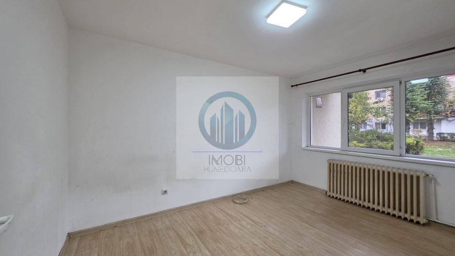 Apartament 2 camere de vanzare parter SU 51 Deva Al. Constructorilor - Poză 15