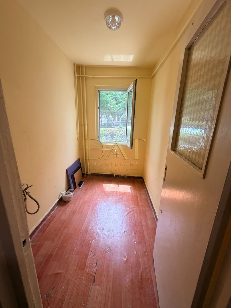 Apartament 2 camere, parcare exterioara, zona BIG - Poză 6