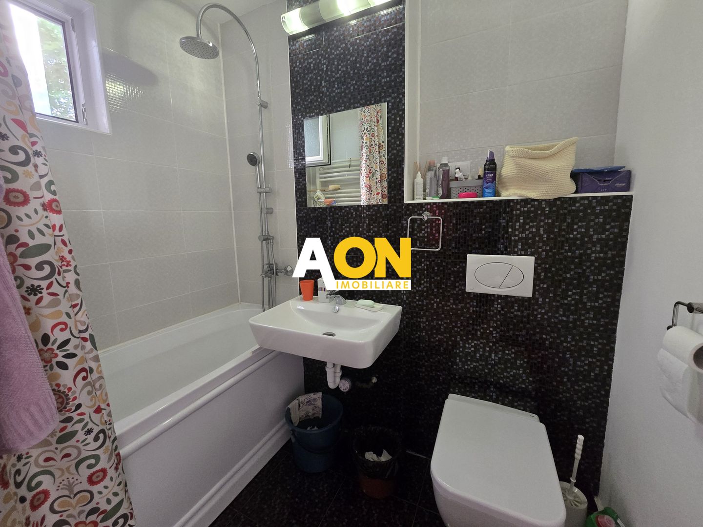 Apartament 3 Camere, Etaj 1 Cetate, Complet Renovat - Poză 10