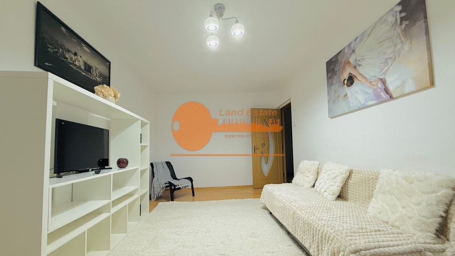 Apartament cu 3 camere in zona Crangasi - Poză 2