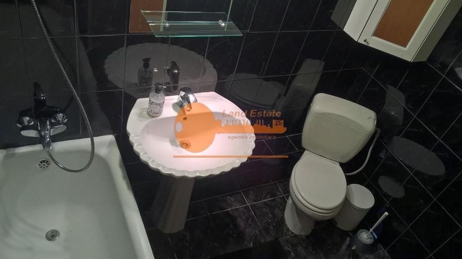 Apartament cu 2 camere in zona Crangasi - Poză 7