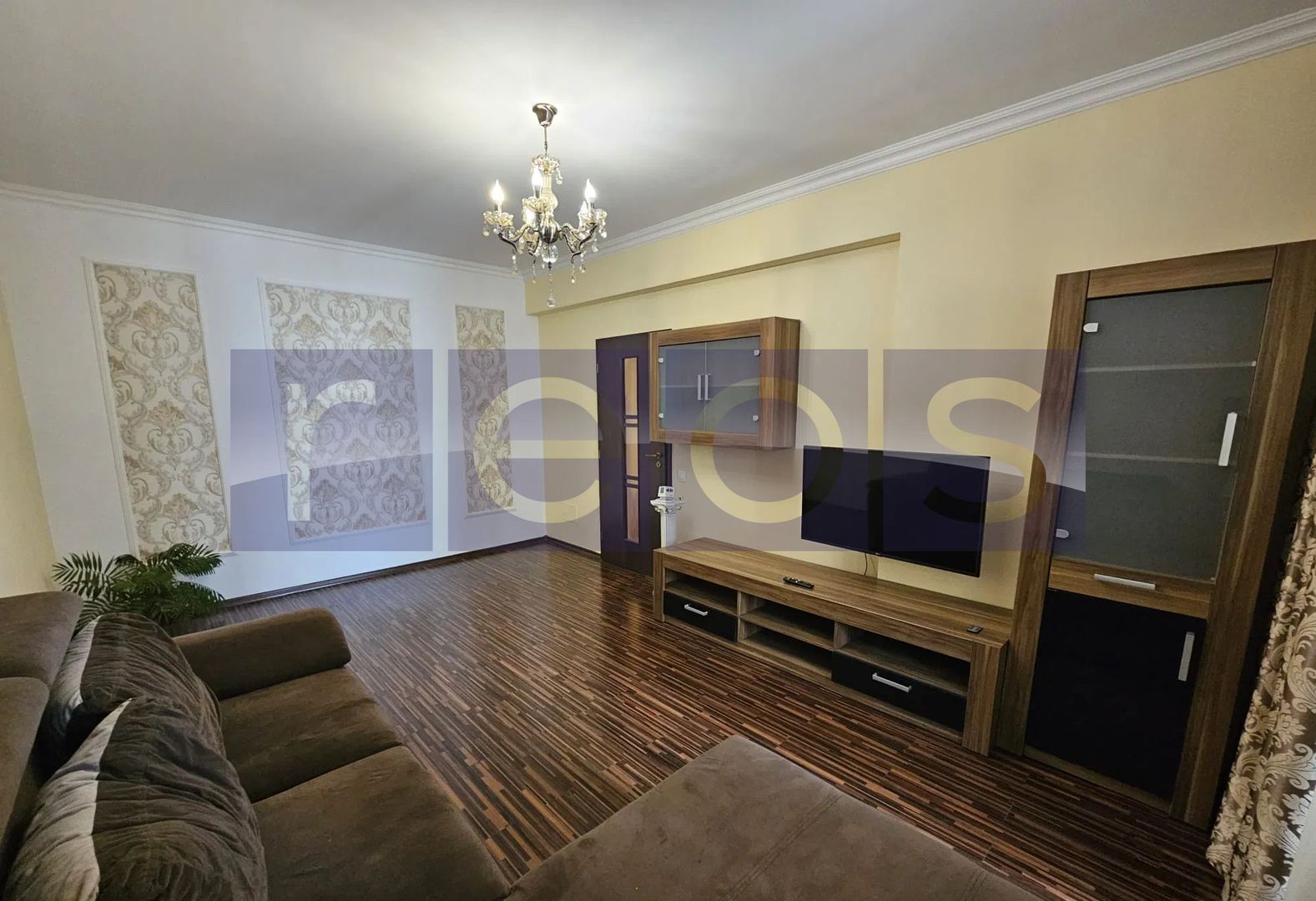 DE INCHIRIAT 2 CAMERE  CARTIERUL LATIN | ETAJ 3/9 | PARCARE INCLUSA | - Poză 1