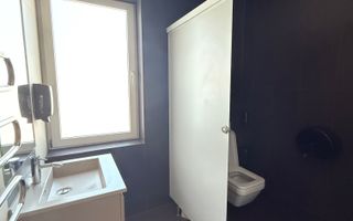 Ultimul etaj, vedere panoramică – Spațiu de birouri - Poză 9