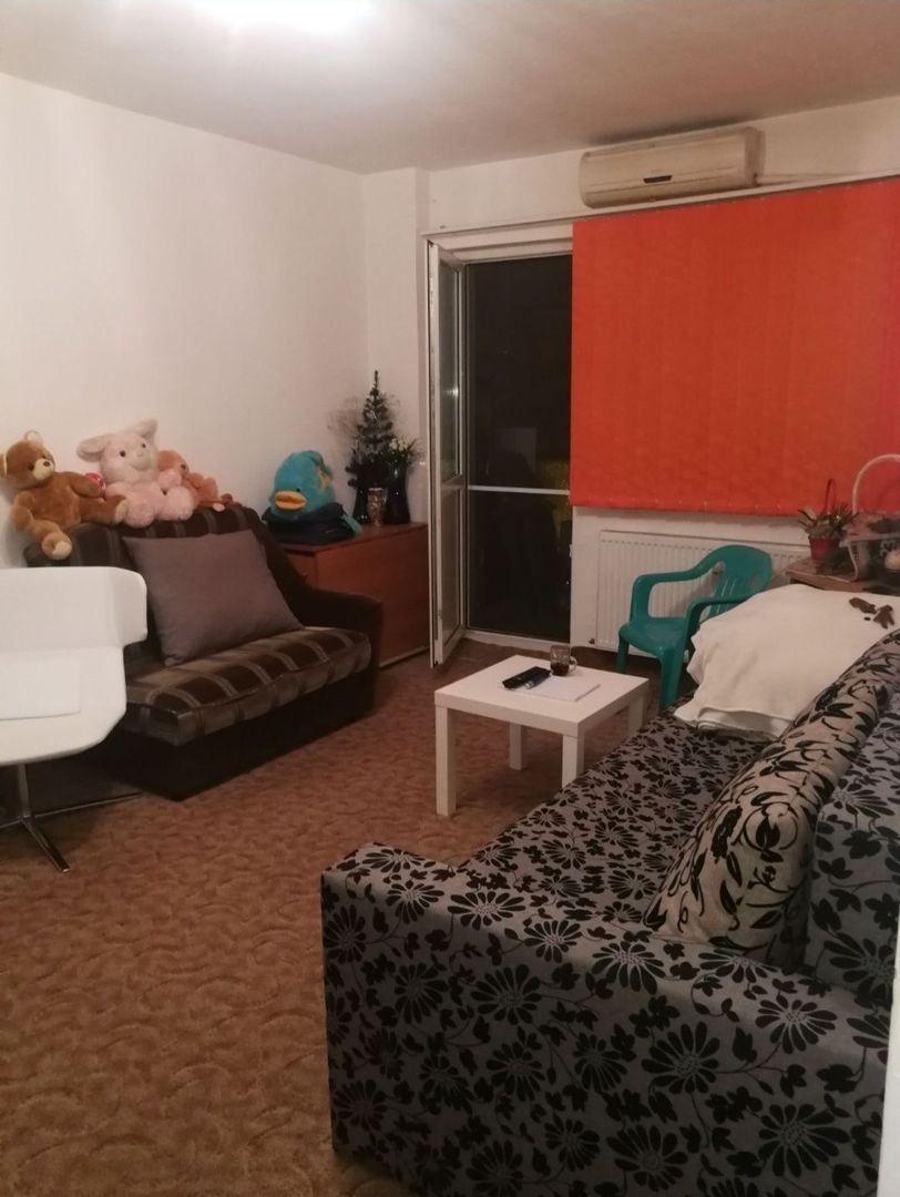 Particular vand Apartament 4 camere - Poză 2