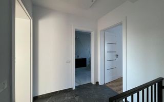 Duplex despartit prin camera tehnica - finisaje premium - Poză 8