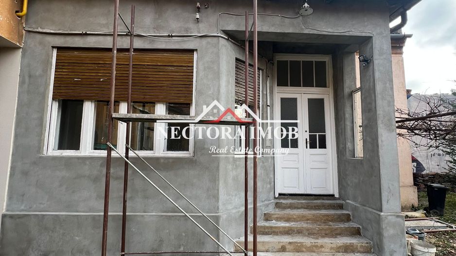 NECTORA IMOB-Apartament 3 cam. la casa, Ultracentral,121mp+128mp teren - Poză 8