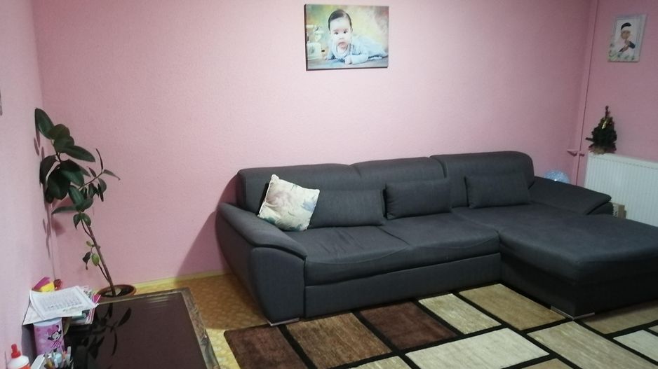 Tractorul 3 camere, situat in  zona Peny. - Poză 14