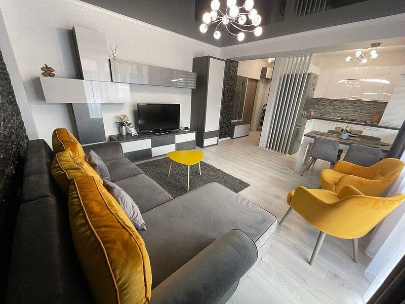Apartament 2 camere – Mamaia Nord, bloc nou, Parcare - Minim 3 Luni - Poză 2