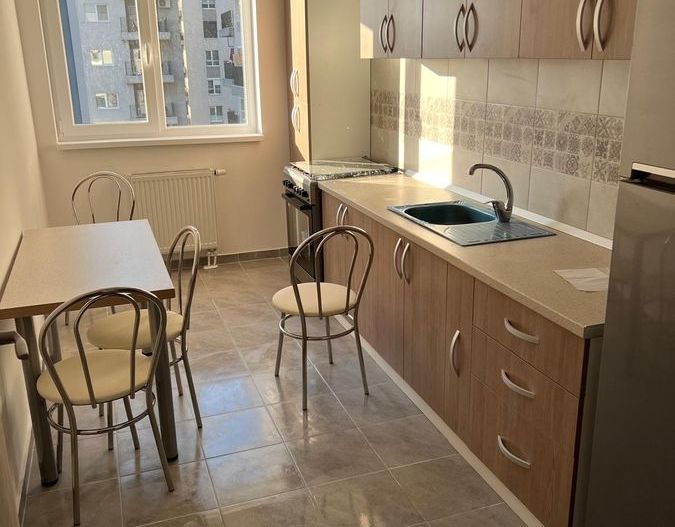 Apartament 2 camere, centrală proprie, mobilat complet, bloc nou, lift - Poză 5
