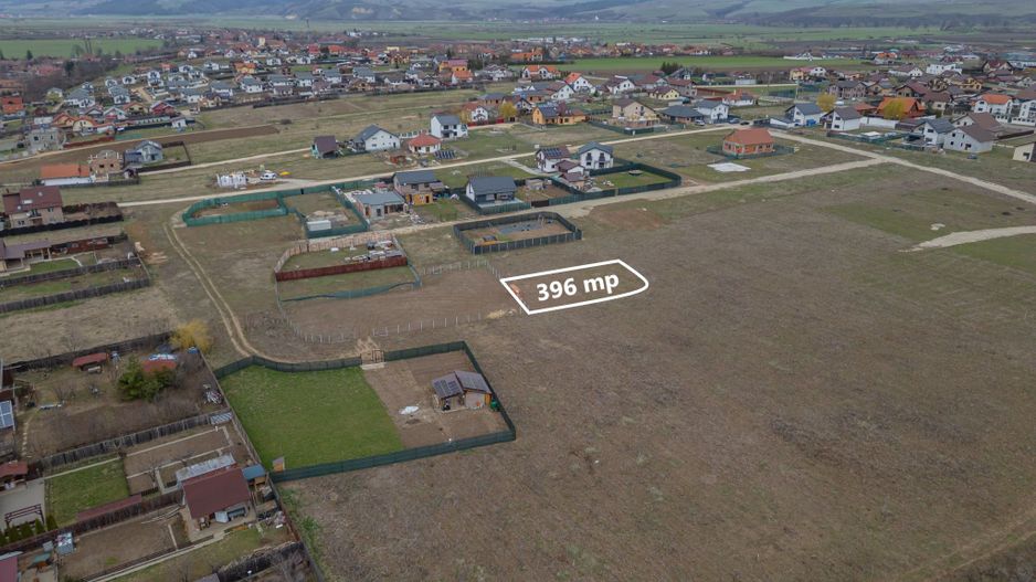 Loc de casă cu suprafața de 396 mp în Bod - Poză 1