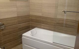 APARTAMENT SPATIOS SI LUMINOS ZONA STEFAN CEL MARE - Poză 9