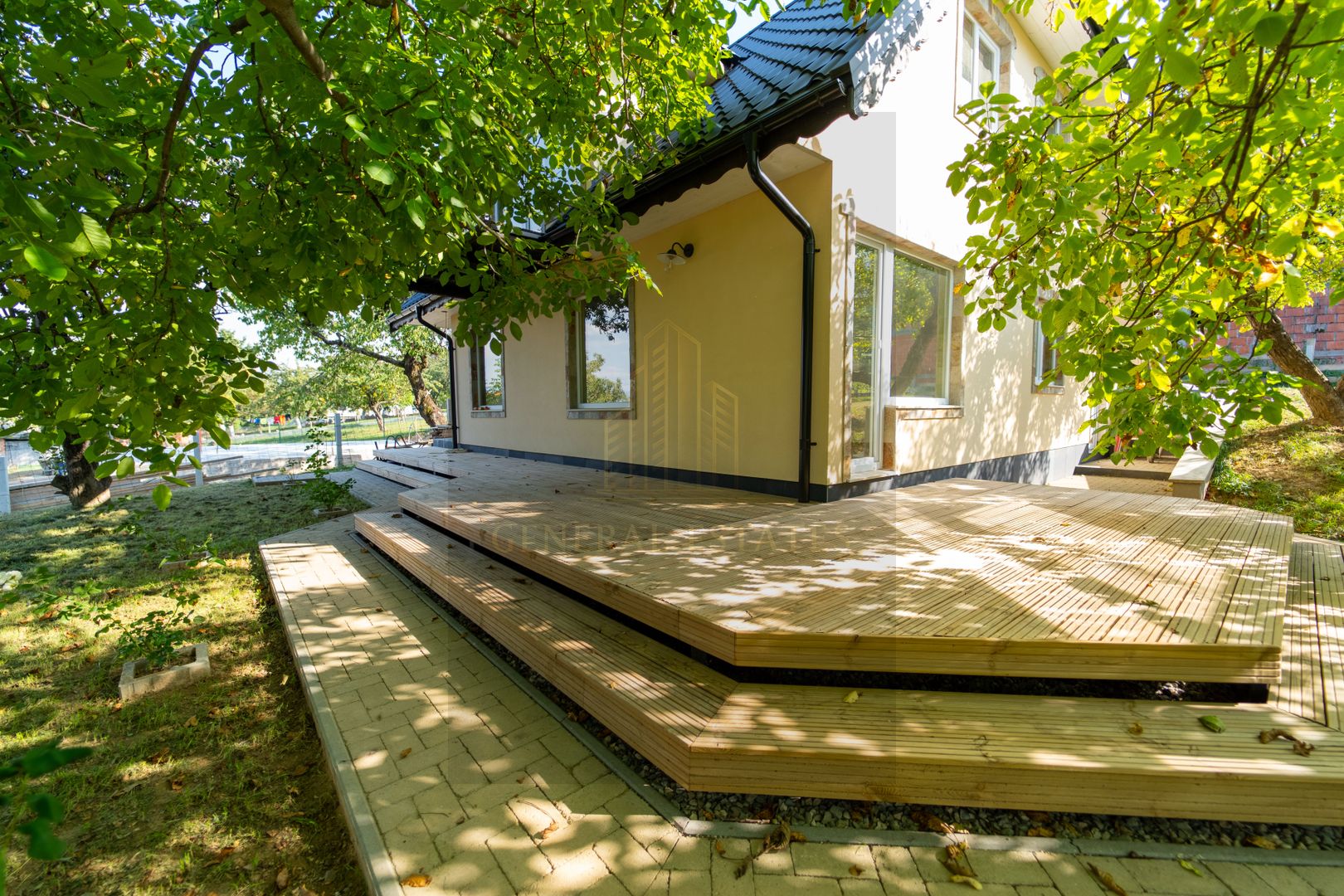 Casa de vacanță din Tohănița – locul unde muntele întâlnește liniștea - Poză 2