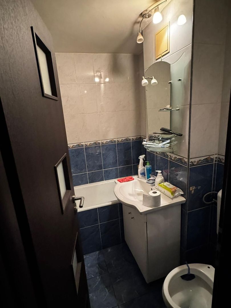 Apartament cu 3 camere , str. Bozieni - Poză 29