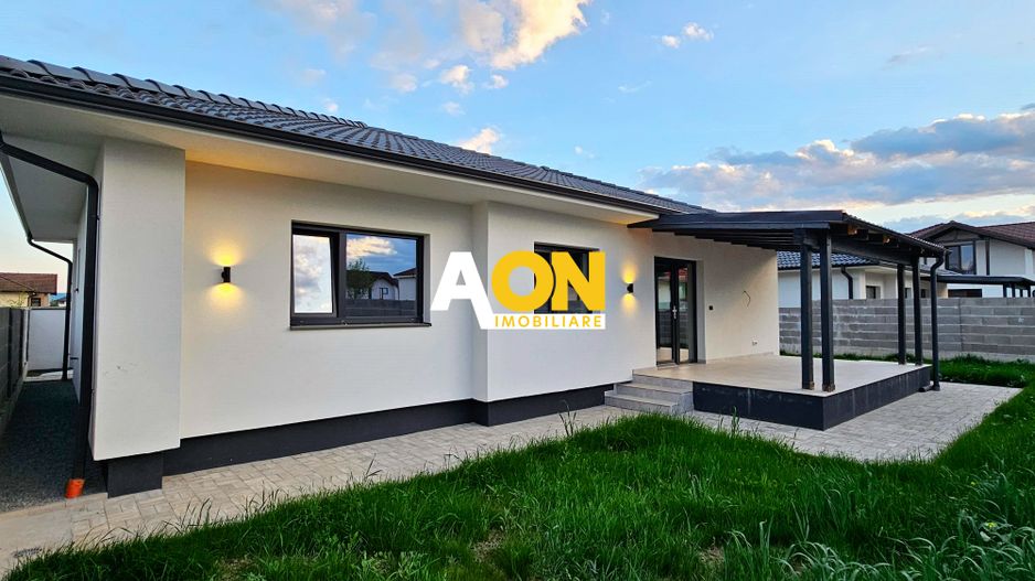 Casa 4 camere, 355 mp teren, gata de mutat, cartier Orizont - Poză 3