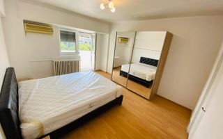 Apartament spațios cu 4 camere, vedere spectaculoasă către Palatul Parlamentului - Poză 14