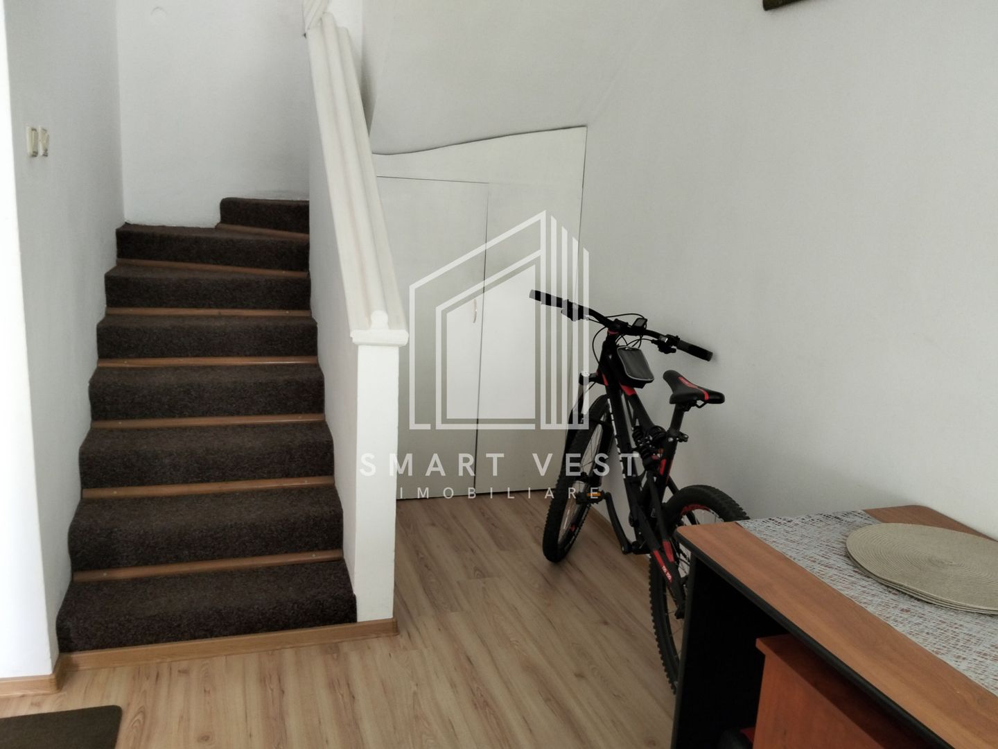 Casa de vânzare 380mp + locuinta separata pt oaspeti | Zona Cloșca - Poză 34