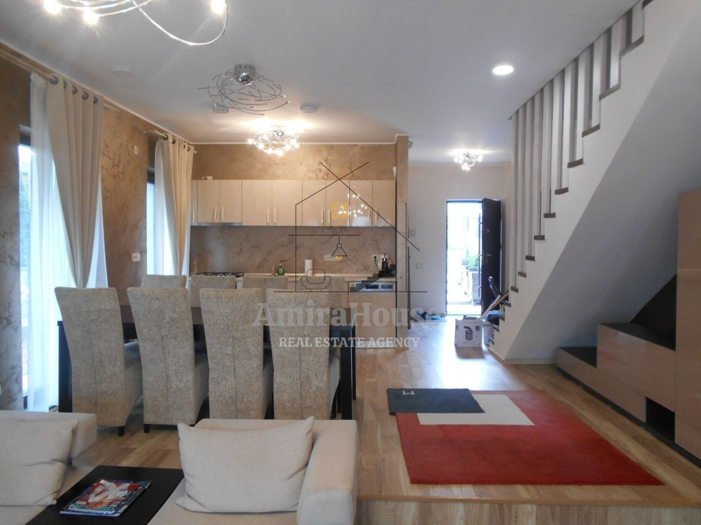 Casa tip duplex, 170 mp utili, 250 mp teren, finisata, mobilata, zona E.Ionesco - Poză 7